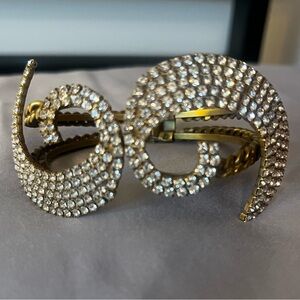 Vintage Art-Deco Gold Cuff Bracelet - clamper close, crystals